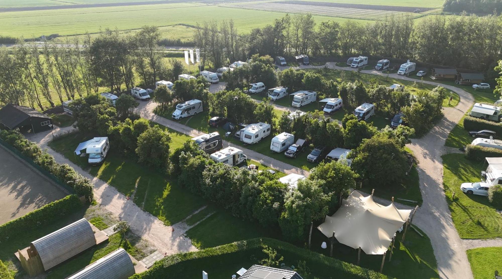 Camping Zee Van Tijd Holwerd Ngoại thất bức ảnh